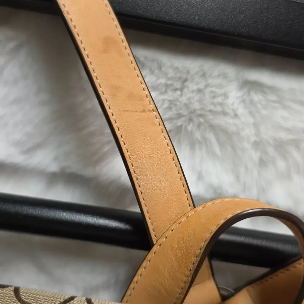 Coach vintage signature